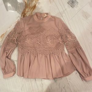Long sleeve lace blush blouse